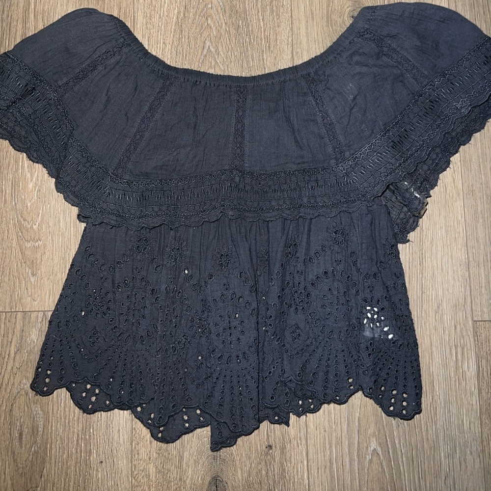 Off the shoulder dark gray shirt